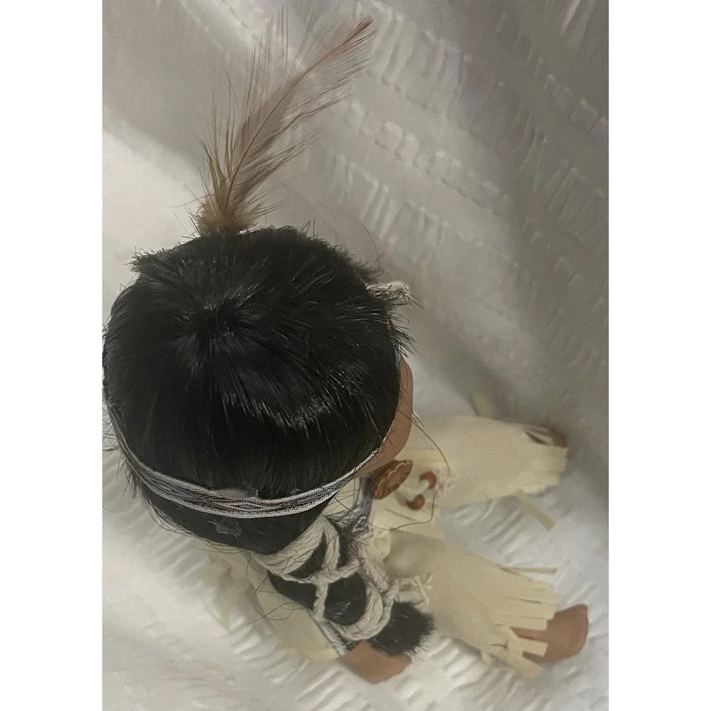 Goldenvale 1/2000 - Porcelain Native American Sleeping Doll - Maxine, Collectors